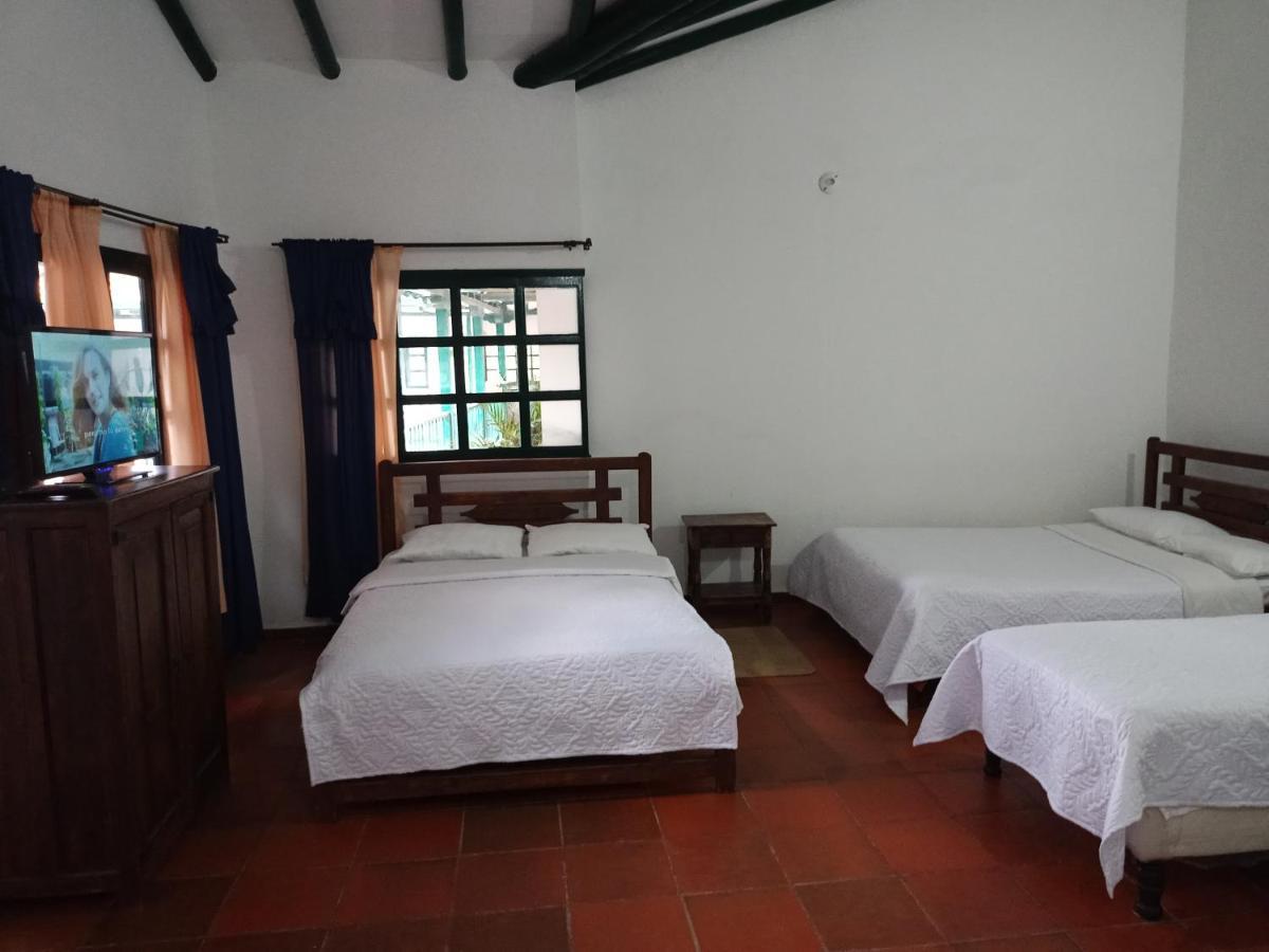Boyacá Hospederia La Roca Plaza Principal Bed & Breakfast エクステリア 写真