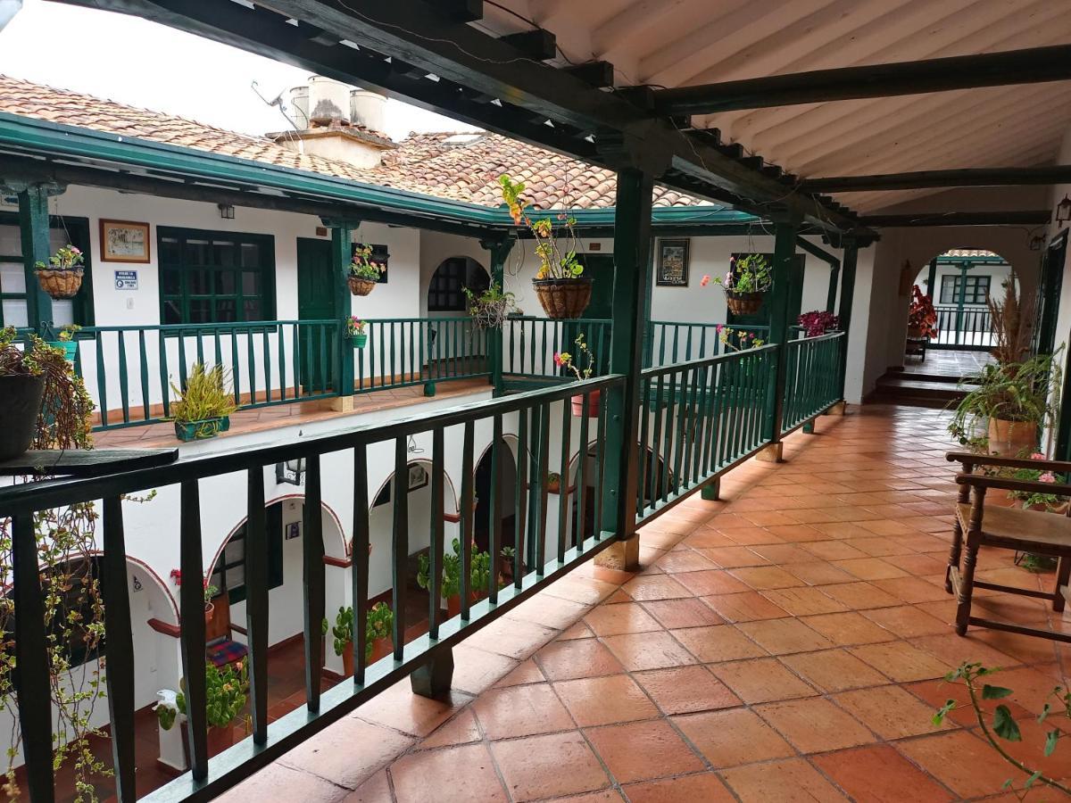 Boyacá Hospederia La Roca Plaza Principal Bed & Breakfast エクステリア 写真